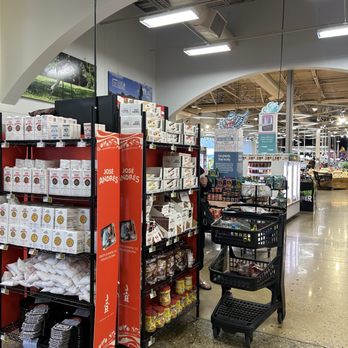 Metro Market - Grocery Near Me - Brookfield, Wisconsin Metro Market - Grocery Near Me - Brookfield, Wisconsin