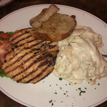 Laurenzo's Restaurant - Chicken Fettuccine - Steakhouses Near Me - Houston, Texas Laurenzo's Restaurant - Chicken Fettuccine - Steakhouses Near Me - Houston, Texas
