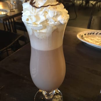 Criniti's - Vienna Nutella hot chocolate - Italian Near Me - Kotara, NSW