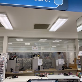 Longs Drugs - 4/3/2020 Social distancing, please! - Pharmacy Near Me - Honolulu, Hawaii Longs Drugs - 4/3/2020 Social distancing, please! - Pharmacy Near Me - Honolulu, Hawaii