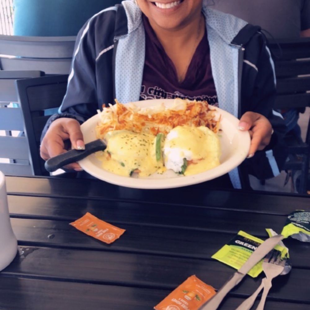 Biscuits Cafe - Breakfast & Brunch Near Me - Peoria, Arizona