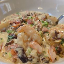 Swordfish Grill & Tiki bar - Shrimp and Grits