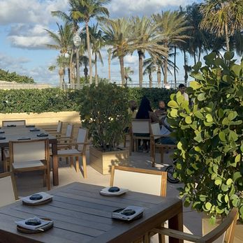 Sushi Bichi - Outdoor Seating - Sushi Bars Near Me - Miami Beach, Florida Sushi Bichi - Outdoor Seating - Sushi Bars Near Me - Miami Beach, Florida