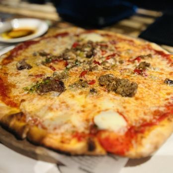 Calabrese - Peperoncini Salsiccia e Cipollotto Pizze - Italian Near Me - Southlake, Texas