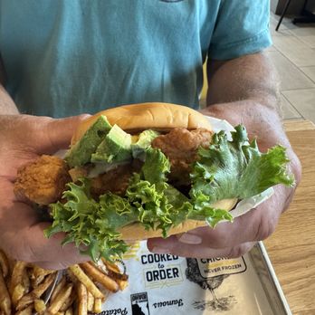 Super Chix - Burgers Near Me - Vancouver, Washington