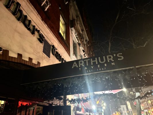 Arthur's Tavern by null