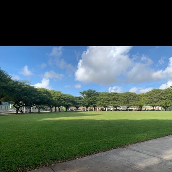 Banyan Park - Parks Near Me - Miami, Florida Banyan Park - Parks Near Me - Miami, Florida