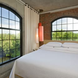 The LOOM Hotel, Tapestry Collection by Hilton