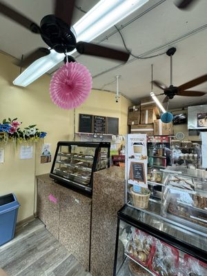 Caramelo Bakery & Cafe by null