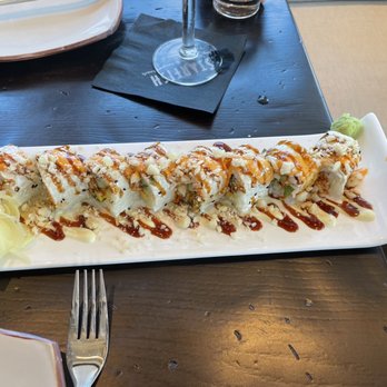 Starfish - Lobster Macadamia Roll - Asian Fusion Near Me - Newport Beach, California Starfish - Lobster Macadamia Roll - Asian Fusion Near Me - Newport Beach, California