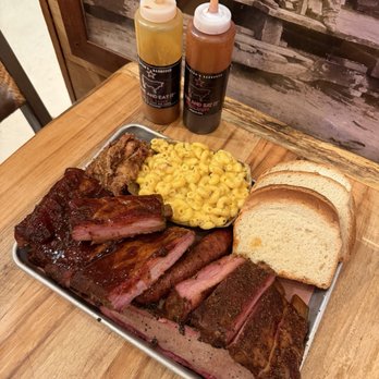 Pinkerton's Barbecue - Barbeque Near Me - San Antonio, Texas