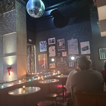 Close Company - Ambiance - Cocktail Bars Near Me - Atlanta, Georgia