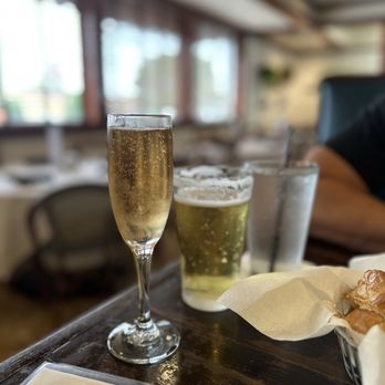 The Acropolis Grill - Mediterranean Near Me - Chattanooga, Tennessee