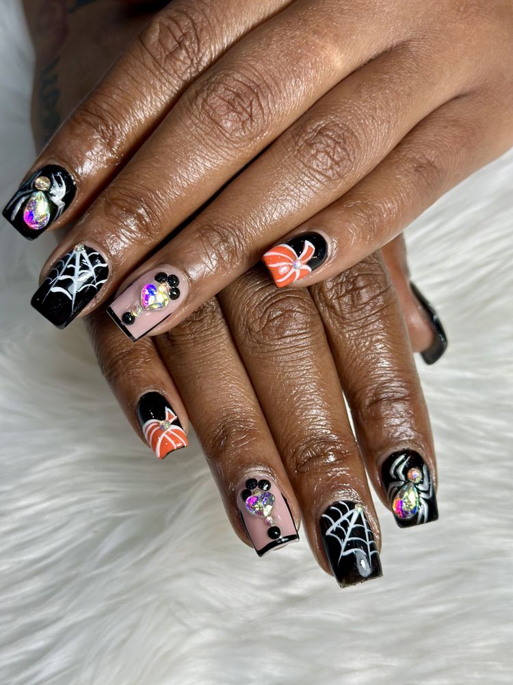 Beautiful Nails Logo