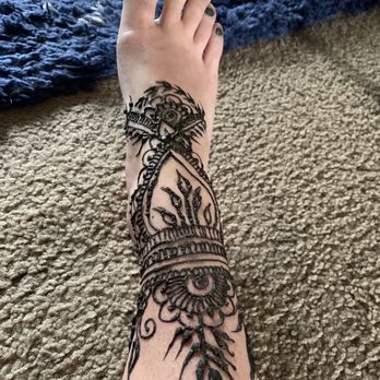Roop Beauty - Ankle/foot henna - Makeup Artists Near Me - Beaverton, Oregon Roop Beauty - Ankle/foot henna - Makeup Artists Near Me - Beaverton, Oregon