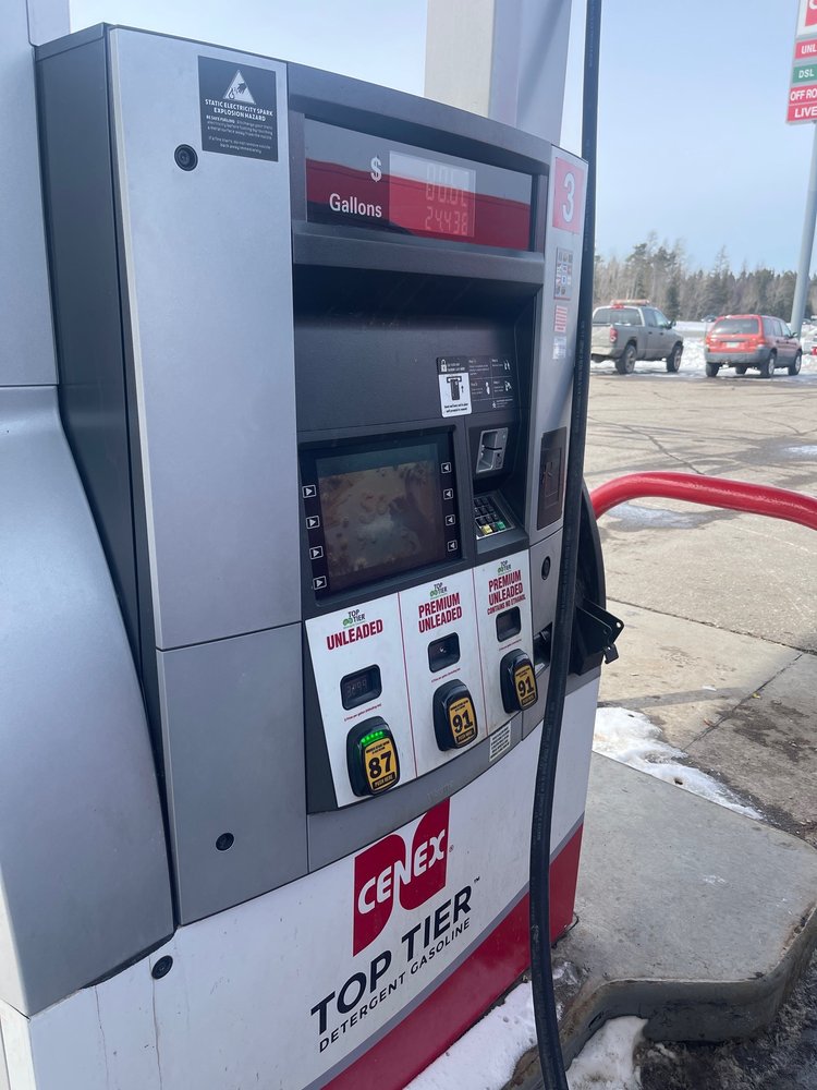 AT YOUR CONVENIENCE 3504 Highway 53, Eveleth, Minnesota Convenience