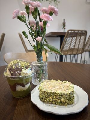 LeVant dessert by null