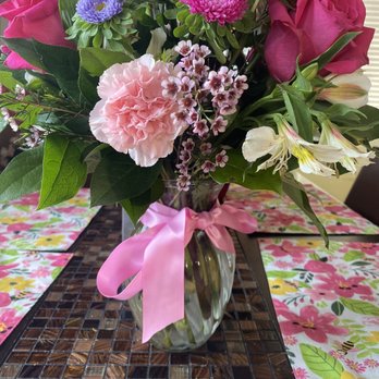 The White Lotus Florist - Cotton Candy Premium bouquet. - Florists Near Me - Cerritos, California The White Lotus Florist - Cotton Candy Premium bouquet. - Florists Near Me - Cerritos, California