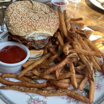 The Spread - Breakfast burger - New American Near Me - Norwalk, Connecticut