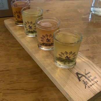 Ash & Elm Cider - Flight - Cideries Near Me - Indianapolis, Indiana Ash & Elm Cider - Flight - Cideries Near Me - Indianapolis, Indiana