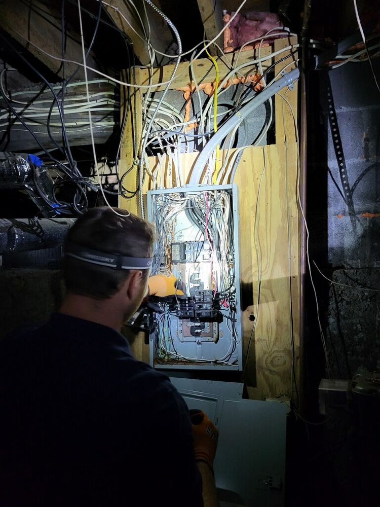 Slide of Sunshine Trade Services