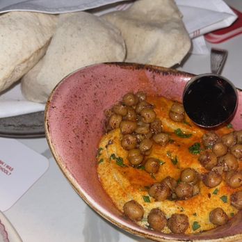 Albi - Hummus - Mediterranean Near Me - Houston, Texas