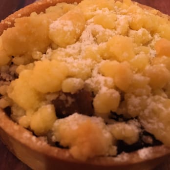 Bakery Cafe - Apple crumble... A dream!!! They love to bake! - Bakeries Near Me - Hong Kong, HK
