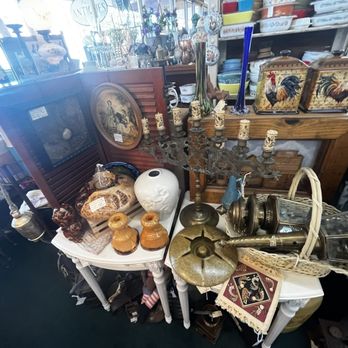 Main Street Antiques - Antiques Near Me - Turlock, California Main Street Antiques - Antiques Near Me - Turlock, California