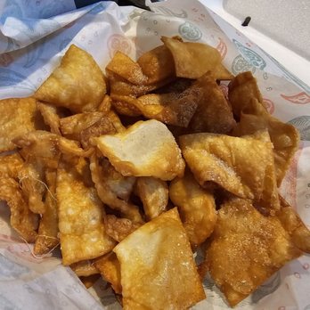Lina’s Mexican Restaurant - Omaha - Cinnamon chips - Mexican Near Me - Omaha, Nebraska