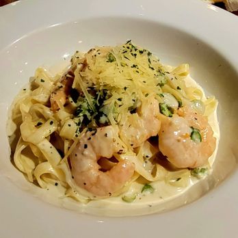 Nonna - Fettuccine with prawns and asparagus - Italian Near Me - México, D.F., DIF