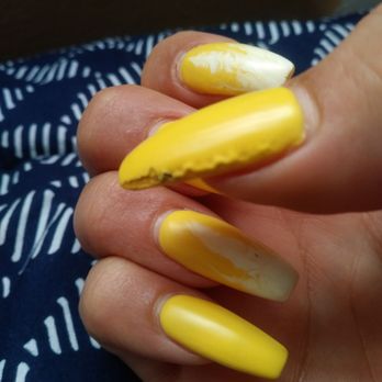 Creative Nails & Spa - My right thumb after a week. The ridges were there when I left the shop, and, now the paint is chipping off. - Nail Salons Near Me - West Covina, California Creative Nails & Spa - My right thumb after a week. The ridges were there when I left the shop, and, now the paint is chipping off. - Nail Salons Near Me - West Covina, California