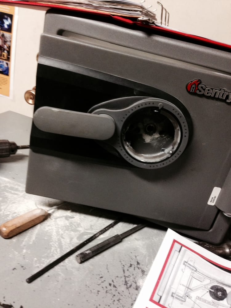 ELGIN KEY & LOCK Updated October 2024 21 Reviews 201 N Spring St