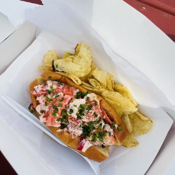 Bite Into Maine - Maine Lobster Roll - Seafood Near Me - Cape Elizabeth, Maine Bite Into Maine - Maine Lobster Roll - Seafood Near Me - Cape Elizabeth, Maine