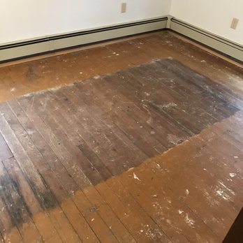 Emilio Petrinic Hardwood Floor Contractor - Before pic - Flooring Near Me - Canton, Massachusetts Emilio Petrinic Hardwood Floor Contractor - Before pic - Flooring Near Me - Canton, Massachusetts