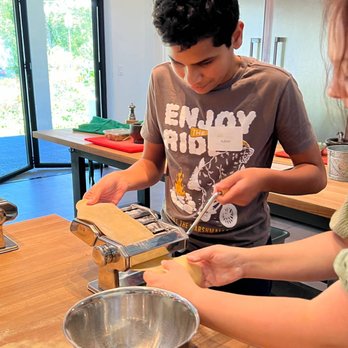 The Kitchen House - Community Service/Non-Profit Near Me - Orlando, Florida