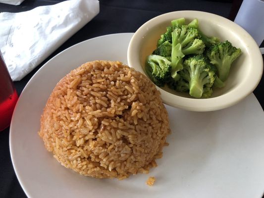 Moyo & Grill by null