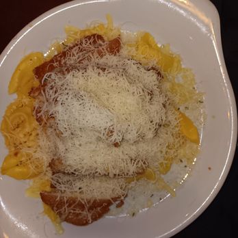 Olive Garden Italian Restaurant - Chicken tortellini alfredo - Italian Near Me - Baltimore, Maryland