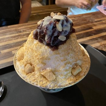 Wicked Snow - Wicked Gold - Desserts Near Me - Carrollton, Texas Wicked Snow - Wicked Gold - Desserts Near Me - Carrollton, Texas