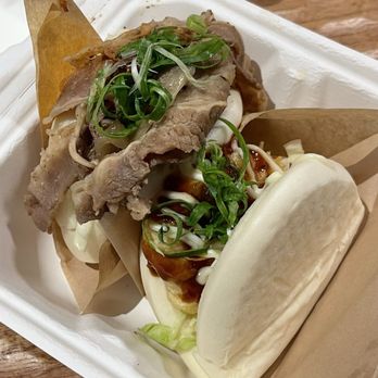 Izakaya Genbe - Garlic Beef  and ShrimpTempura  Bun - Japanese Near Me - Kihei, Hawaii