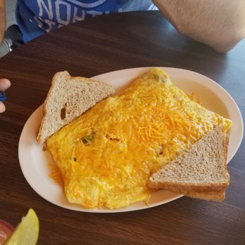 Silver Dollar - Biggest omelet I've ever been served at a restaurant - Breakfast & Brunch Near Me - Peoria Heights, Illinois