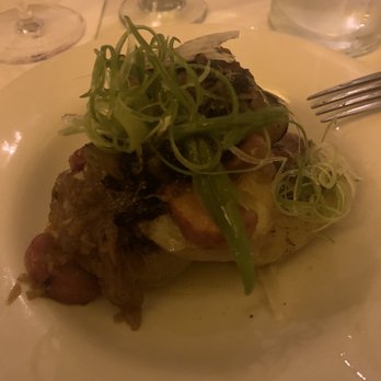 Les Deux Gamins - Potatoes with chorizo - French Near Me - Montreal, Quebec Les Deux Gamins - Potatoes with chorizo - French Near Me - Montreal, Quebec