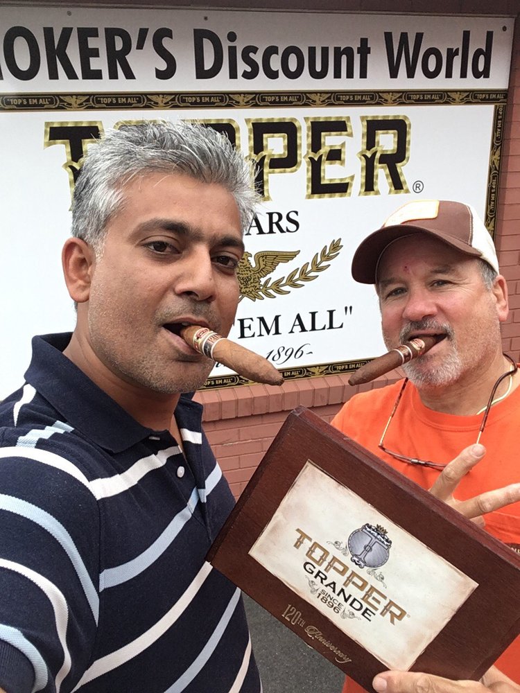 SMOKERS DISCOUNT WORLD Updated October 2024 70 Photos 29 Ella