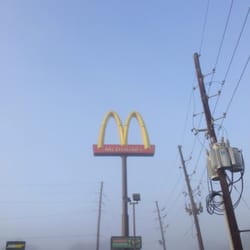 McDonald's - Sign attempting to get attention