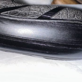 Altamont - Black paint or heavy stain can't see woodgrain. Chips and rough finish. Orange filler used in wood finishing. - Guns & Ammo Near Me - Thomasboro, Illinois