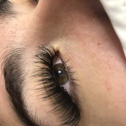 Wispy Volume Lashes #lashextensions #hybridlashes #wispylashes #eyelashextentions