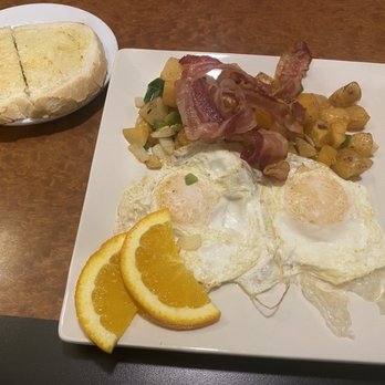 Wingtips Bar & Bistro - Sports Bars Near Me - Salt Lake City, Utah