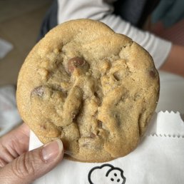Milk Chocolate Chip Cookie
