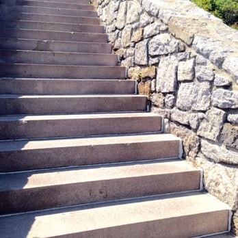 Cliff Walk - The 40 Steps - Parks Near Me - Newport, Rhode Island