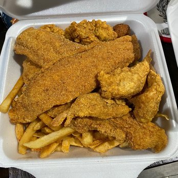 Mike's Seafood - Fried fish  oyster combo - Cajun/Creole Near Me - Houston, Texas