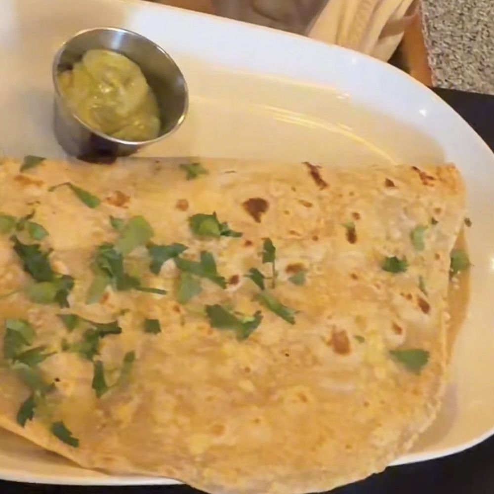 $18 baleadas
